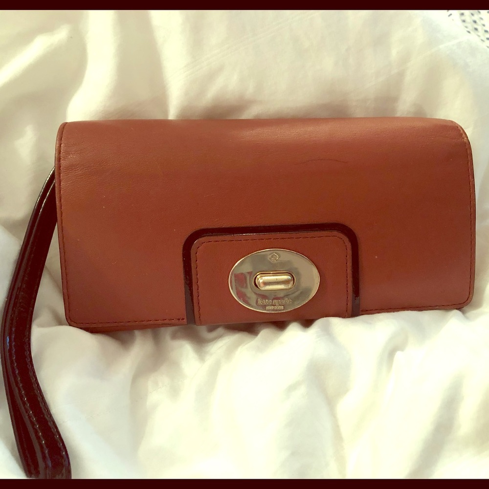 NOT FOR SALE****Kate Spade wristlet/Wallet